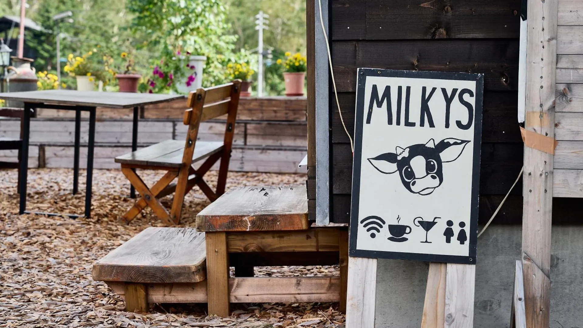 Country Inn Milky House Niseko 2*,