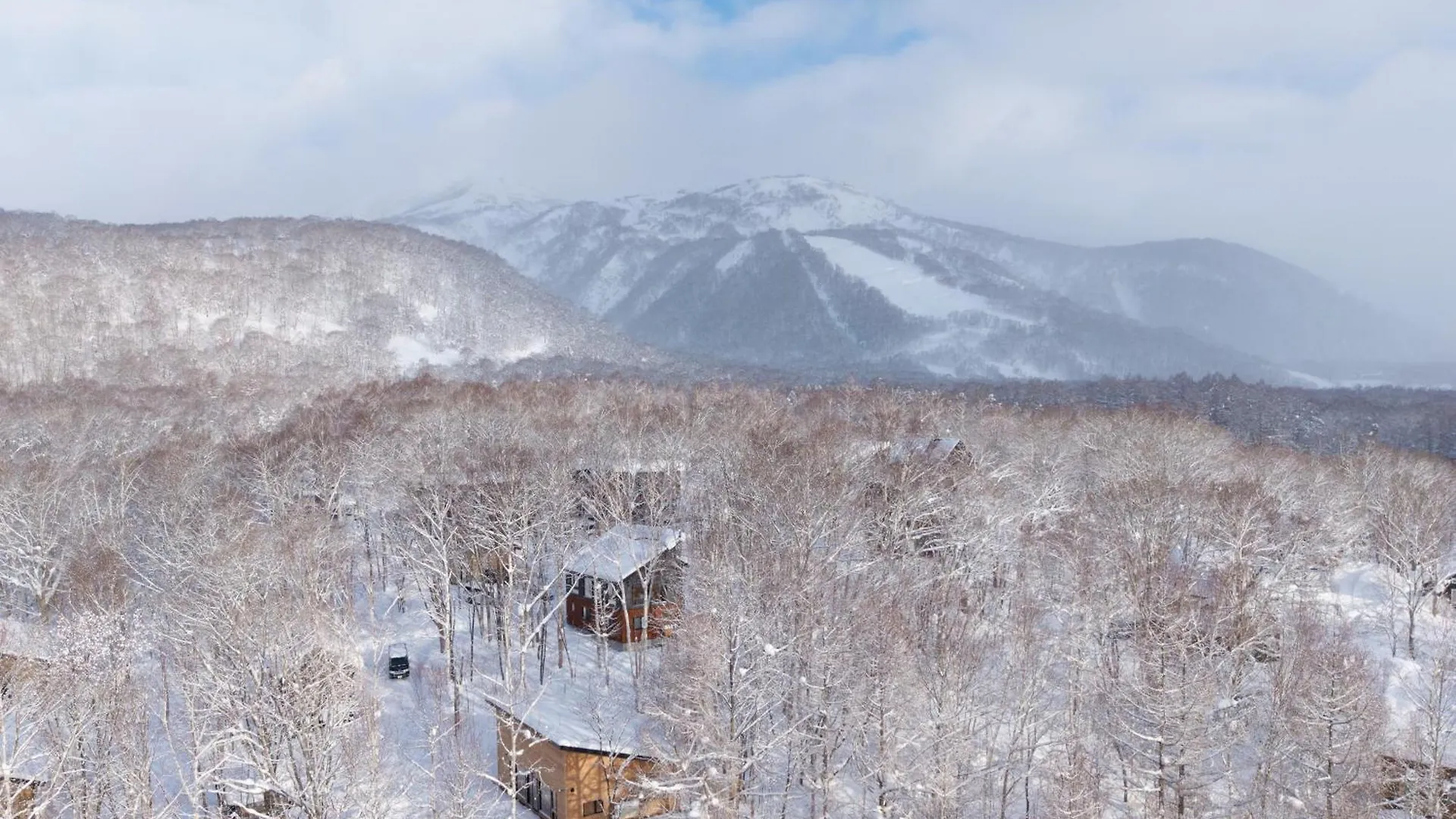 Country Inn Milky House Niseko Bed & Breakfast