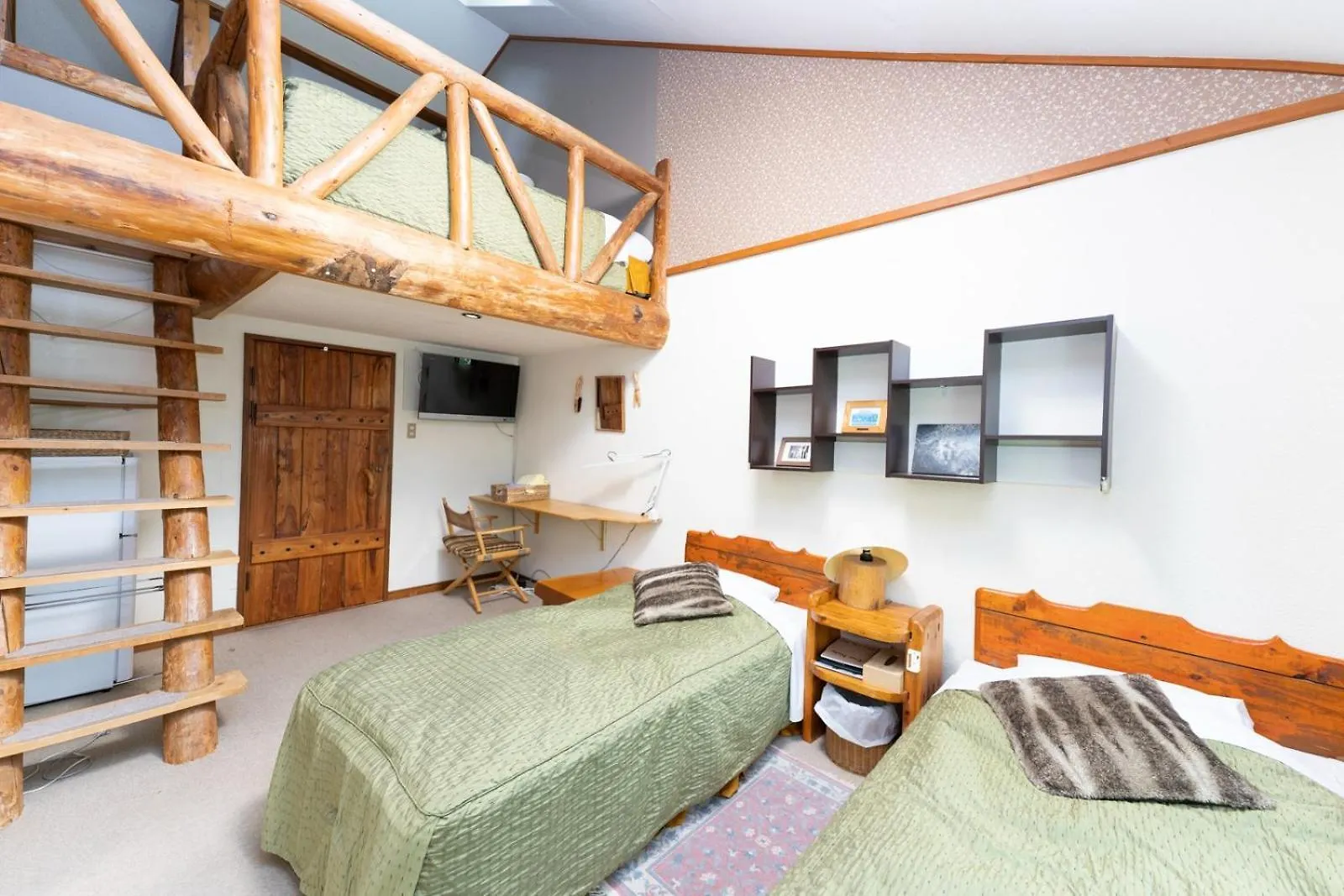 Country Inn Milky House Niseko 2*,  Japan