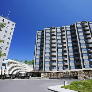 One Towers Hotel