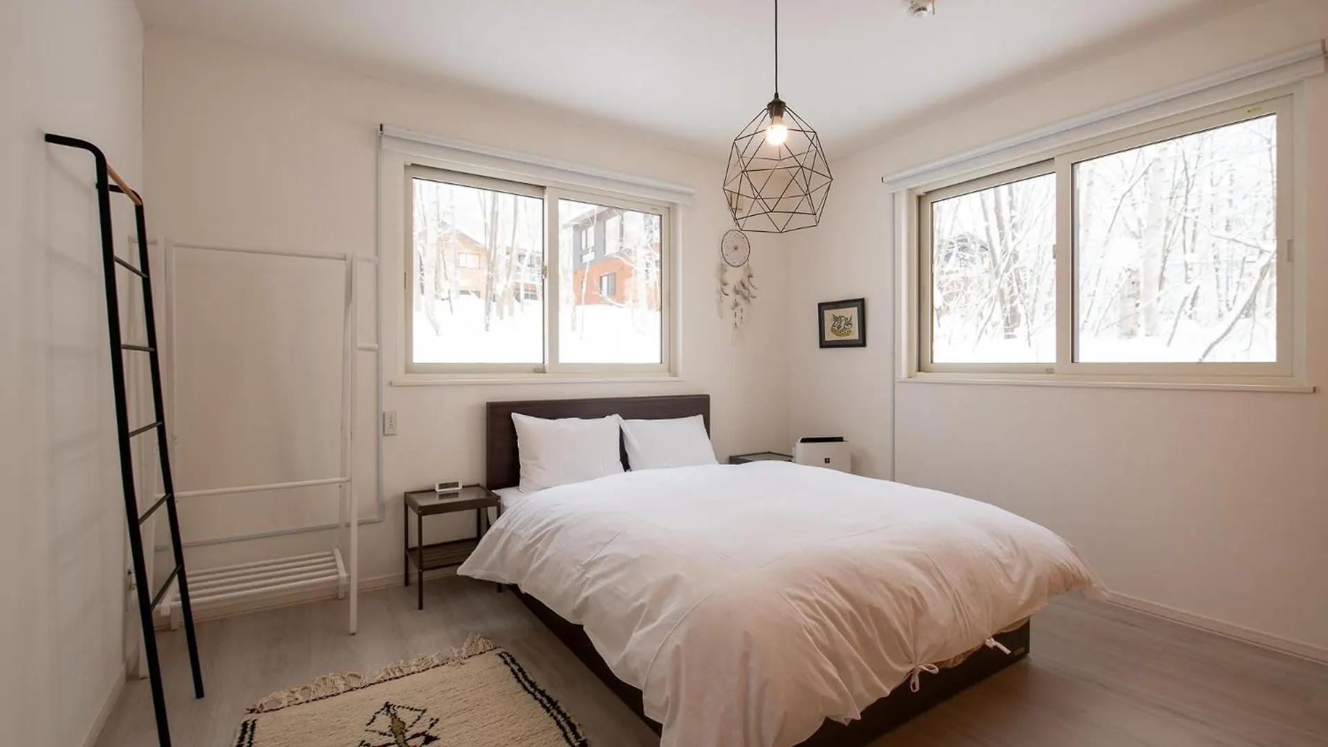Country Inn Milky House Niseko Bed & Breakfast